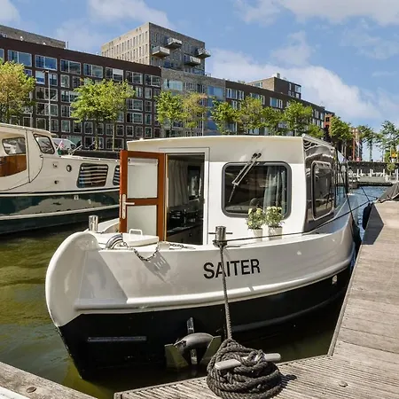 New Houseboat Center 'saiter'