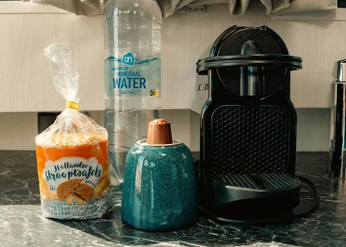 New Houseboat Center 'saiter'